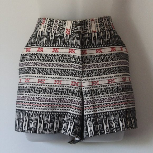 🙋Artisan NY Shorts - Picture 1 of 5